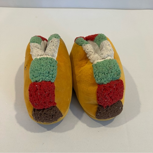 American Eagle Taco Slippers - Picture 4 of 5